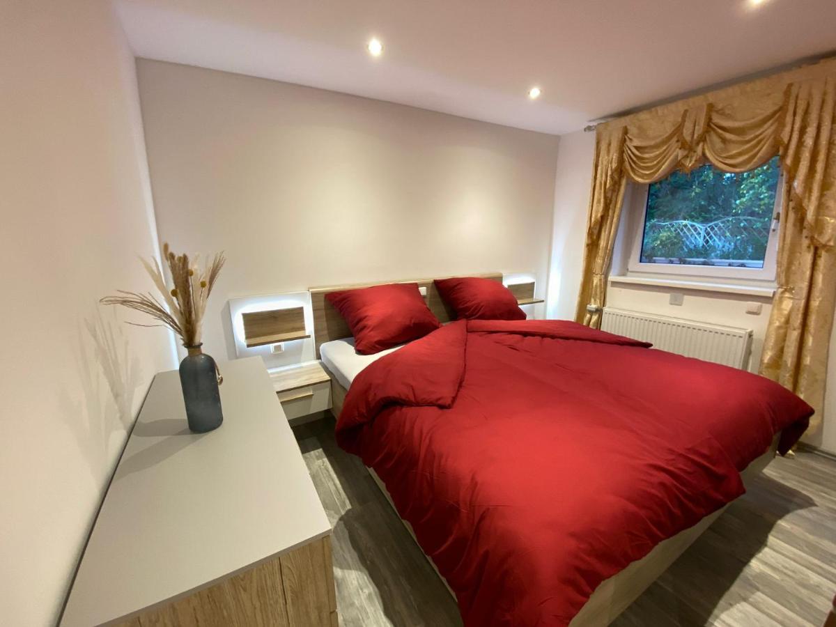 Ferienwohnung Gulfhaus, Mit Sauna Und Grossem Garten Apen Экстерьер фото